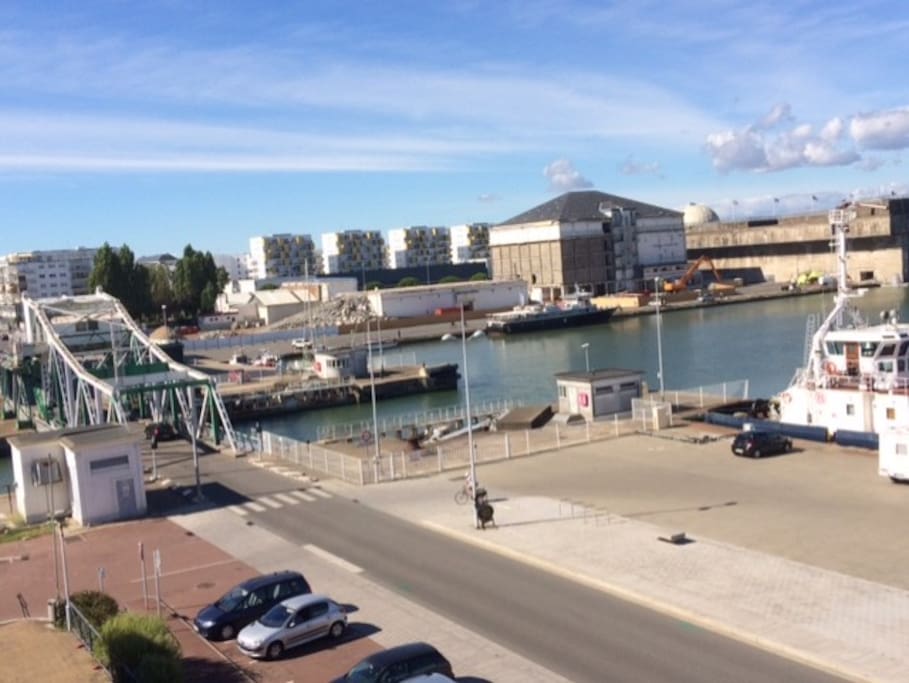L'écluse ouest du port