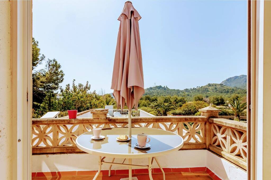 Terrace perfect to have breakfast