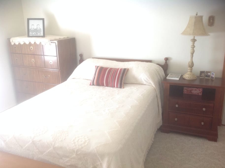 Guest Bedroom - second floor
