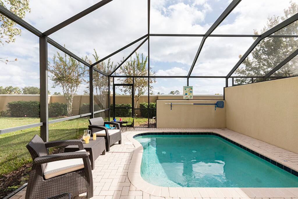 The kids will love swimming in their own splash pool