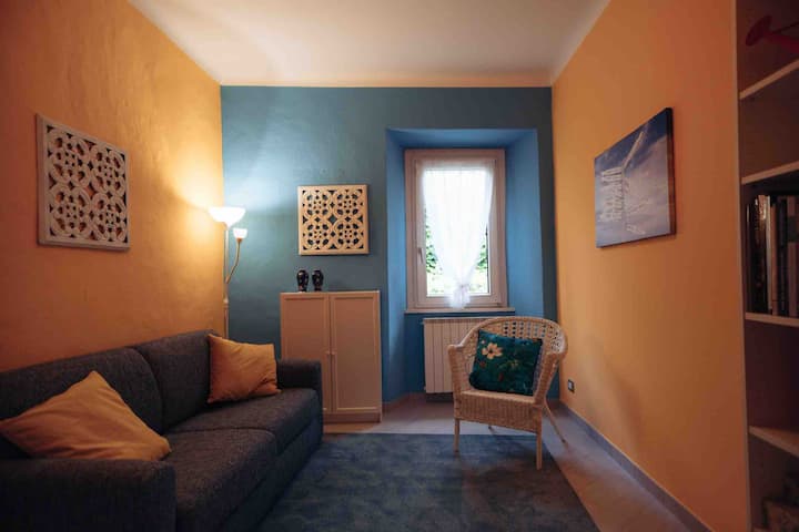 Il Cortile Fiorito - Orino