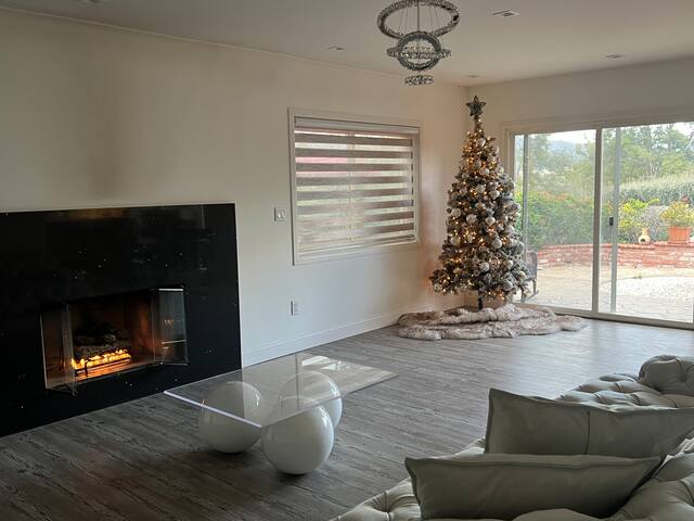 Beautifull view of mountain new remodeling house gallery image 4