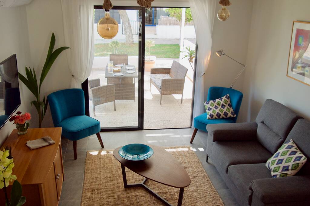 Sitting room and back veranda