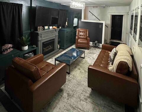 Fireside Retreat | Sleeps 8