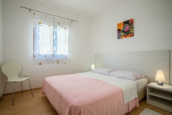Room1