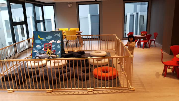 室内儿童游乐场