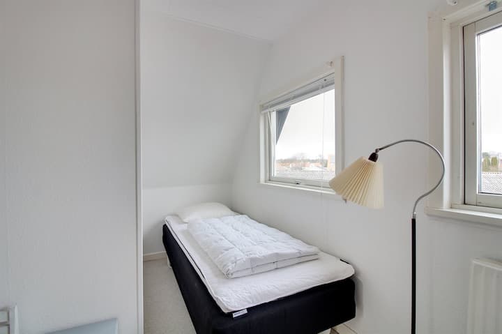 Chumba cha 2 cha kulala - ndani ya nyumba