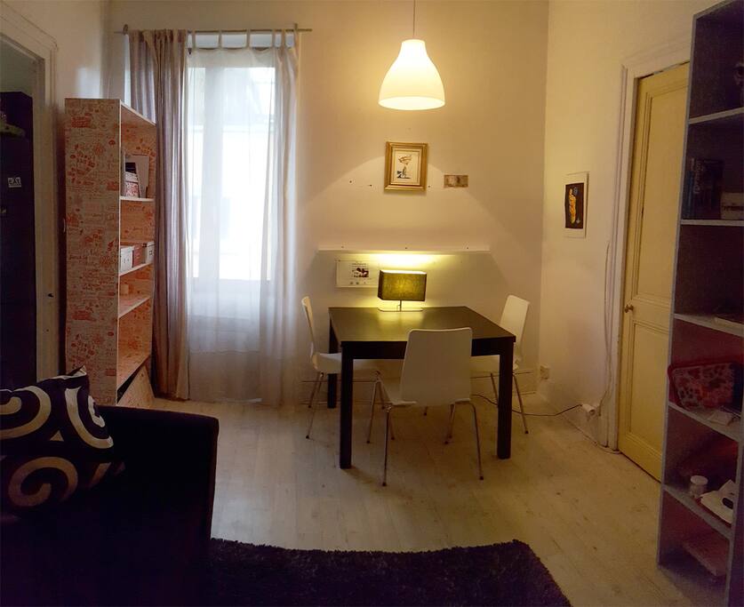 salon côté table à manger