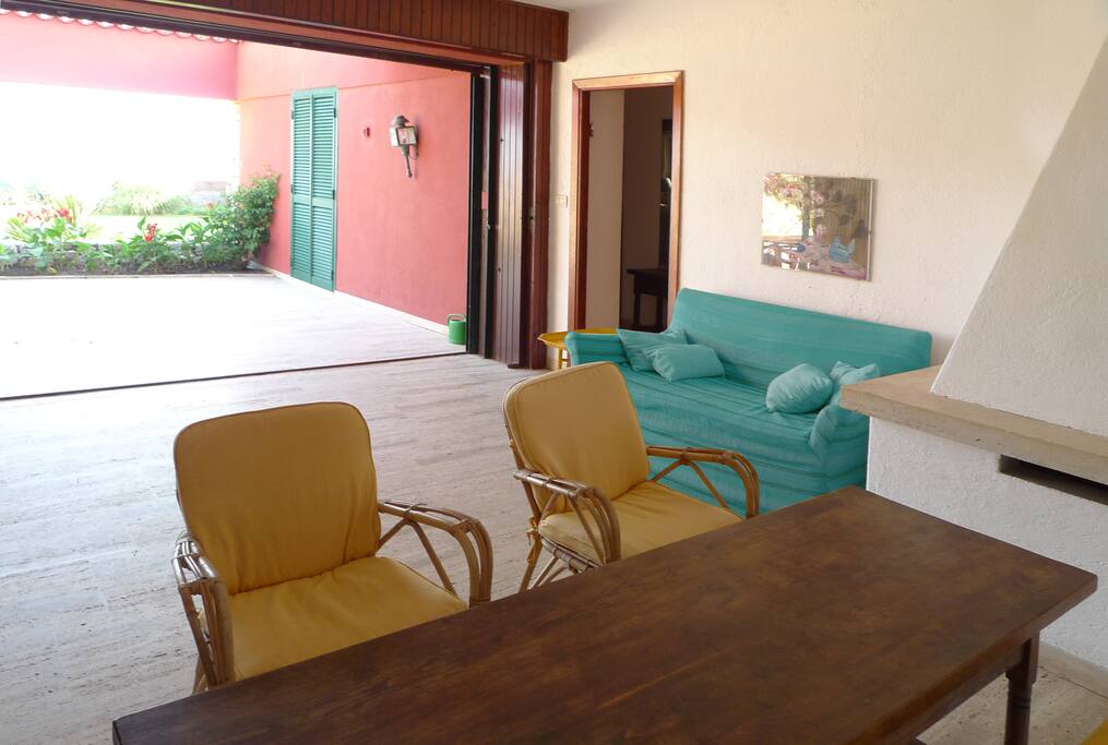 House at the Beach / sulla spiaggia Houses for Rent in Terracina