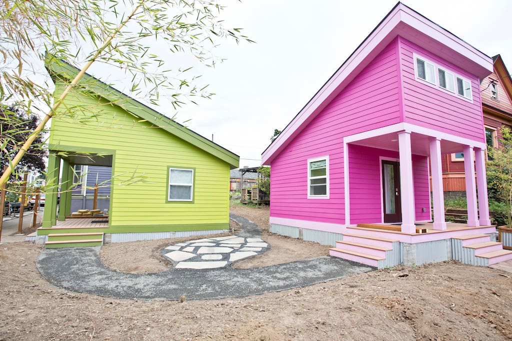 Pink House off Mississippi ask for DEALS 4 6nights 