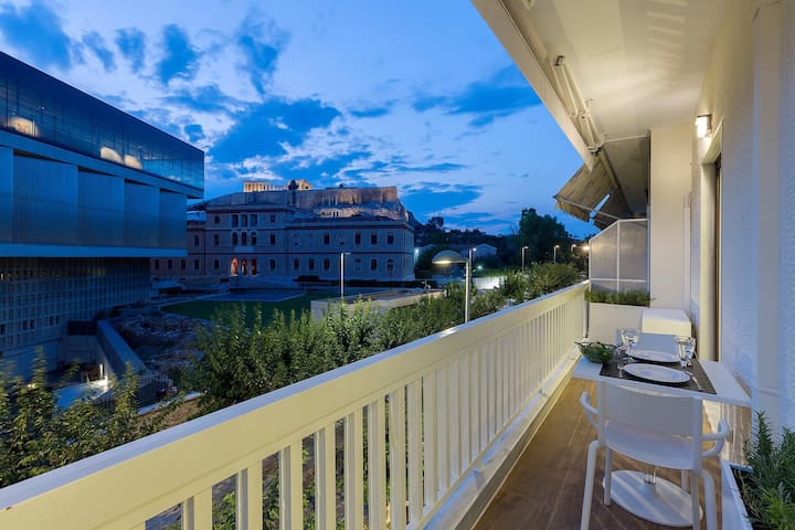 Acropolis Amazing Apartment with Parthenon view gallery image 2