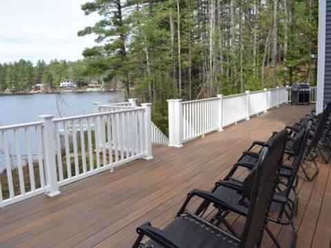 5 BR Belleau Lakefront Home built in 2017