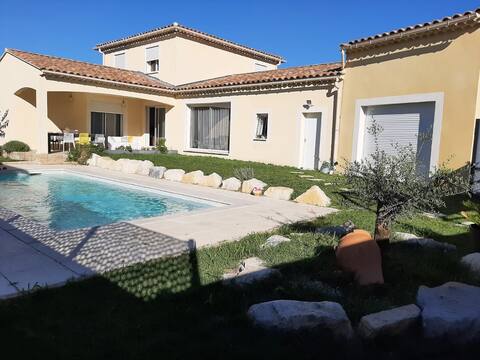 Pleasant Maison Piscine Vue sur le Ventoux