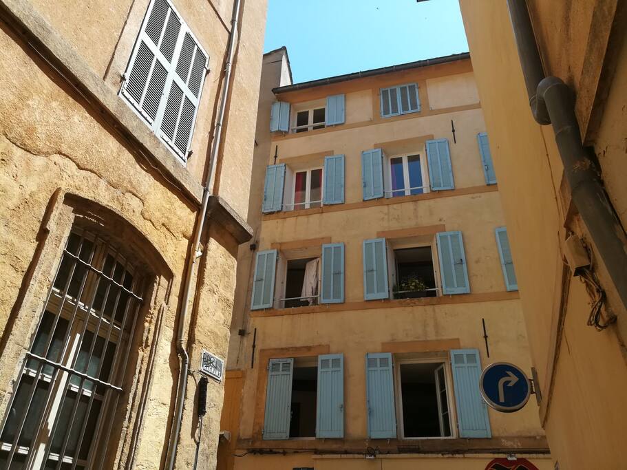 Façade