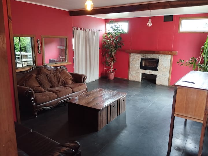 Amplia, Cómoda Y Acogedora Casa En Pichilemu - Pichilemu