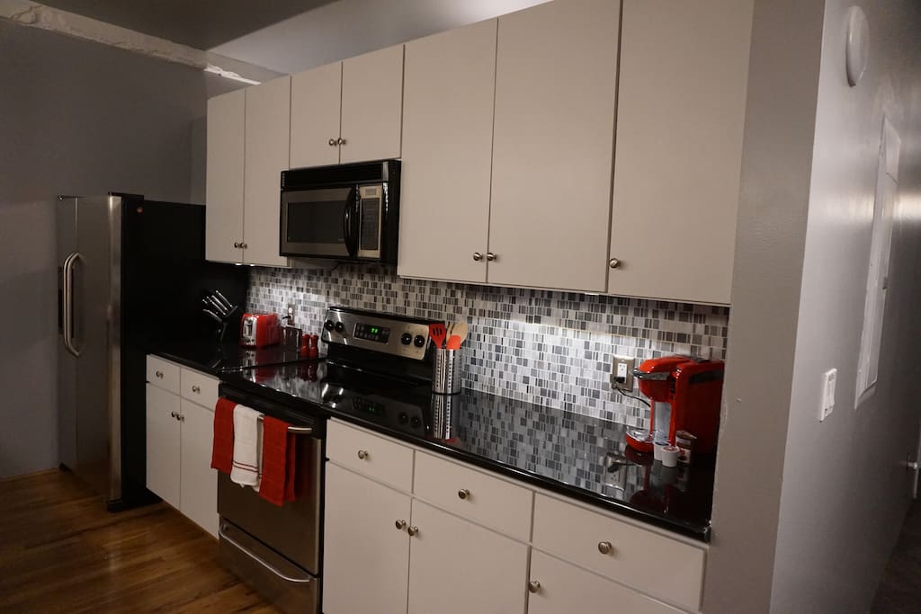 Brand new remodeled kitchen! Want some coffee? Enjoy the perfect brew with a keurig. Kitchen has the basic tools if you're in the mood for making a quick meal.