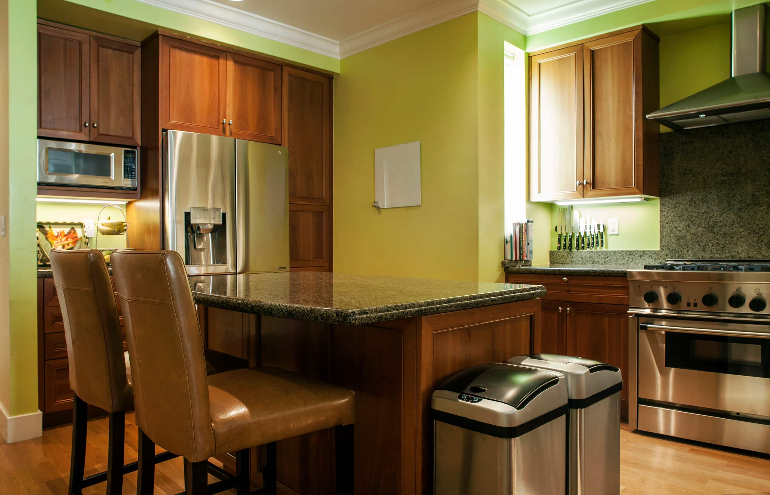 Condo in San Francisco · ★4.95 · 3 bedrooms · 4 beds · 2 baths - Image 16