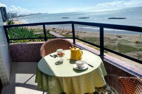 Espetacular Apartamento Beira Mar Pé na Areia