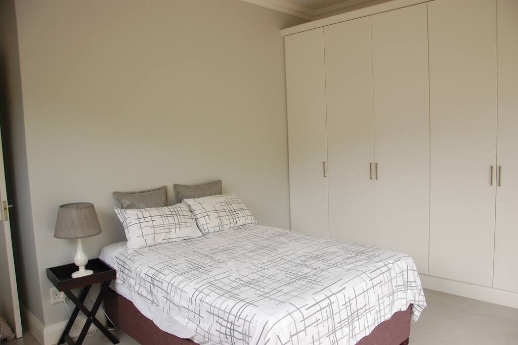 Double bed guest room