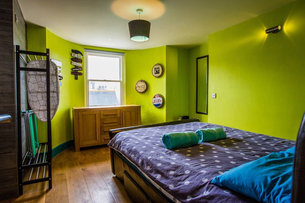 Bed Room