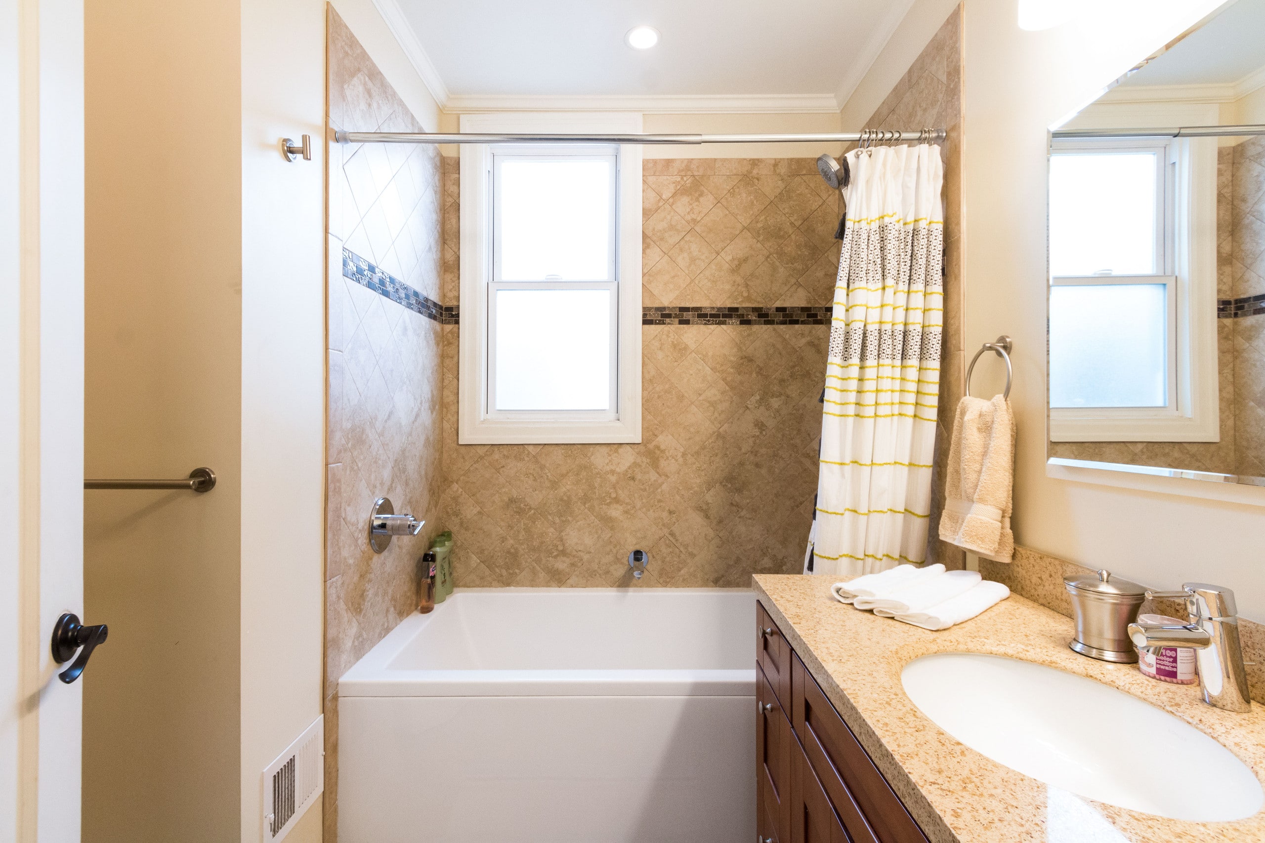 Home in San Francisco · ★4.79 · 3 bedrooms · 5 beds · 2 baths - Image 42