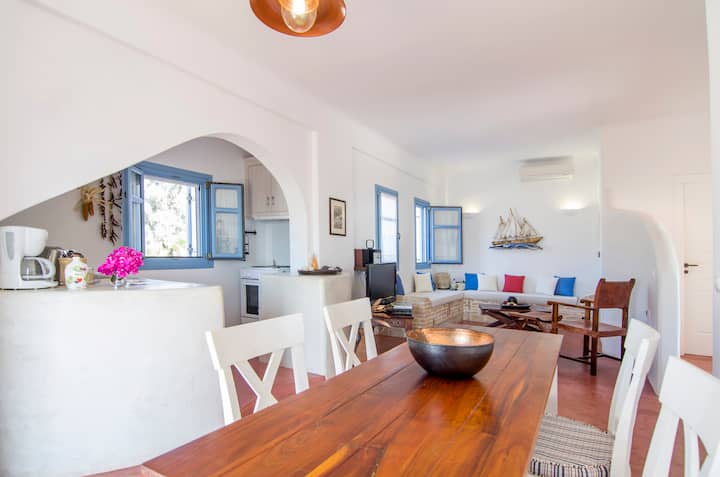 Villa | Private Pool | Sea View | By The Beach 8p - Szantorini