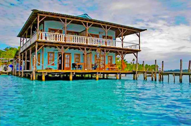 Casa Acuario Over the Sea   RM  #4