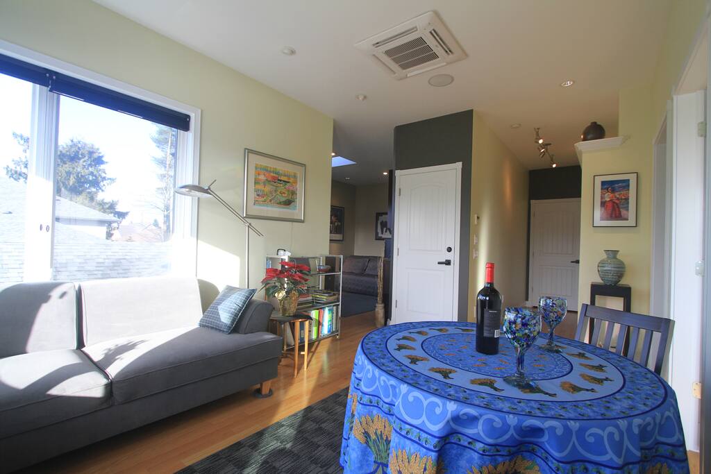 Living/Eating Room