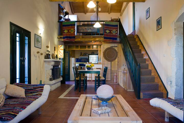 Traditional Houses 4km from the Sea for 23 persons gallery image 5