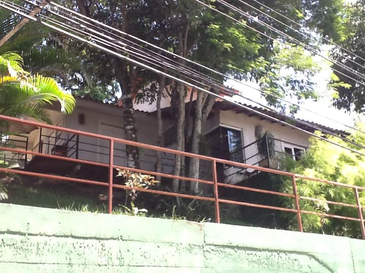 Casa Niteroi- Clima Serra - Niterói