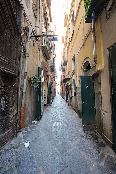 Via Masuccio Salernitano