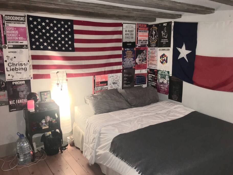 second bedroom/duplex style medium room