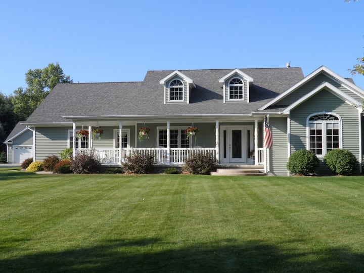 ранчо техас чемал. кантри мичиган. Country place. английский коттеджный сад. камень олд хаус.