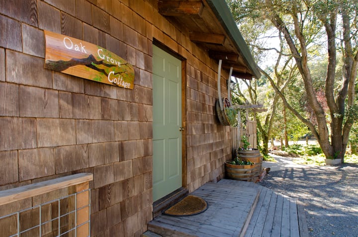 Oak Grove Cottage
