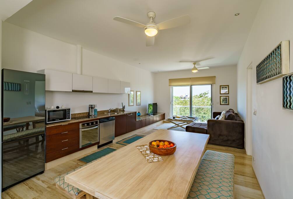 Zona de cocina comedor.
