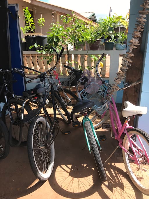 Feel free to use the Bikes to cruise old town Hale'iwa :)