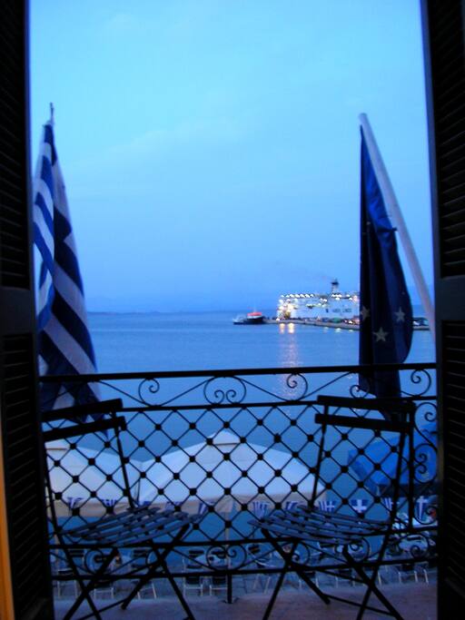 Θέα από το μπαλκόνι
