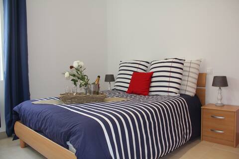 House "Ile de Ré" air-conditioned center Rochefort 3*