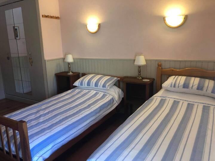 Spálňa 3 s 2 samostatnými lôžkami