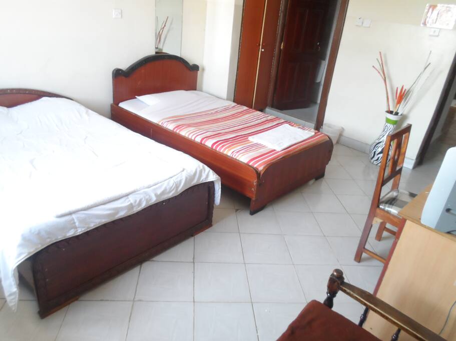 Twin room sleeps 2 or 3 people