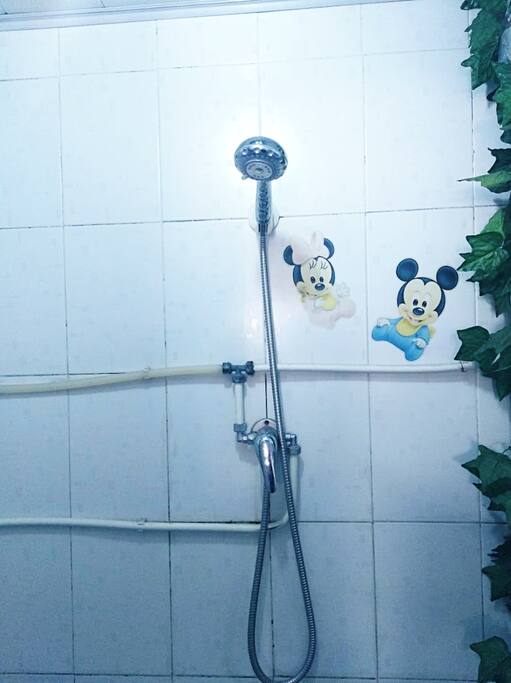 卫生间24小时热水