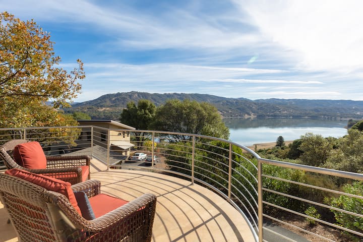 Ukiah / Lake Mendocino guesthouse