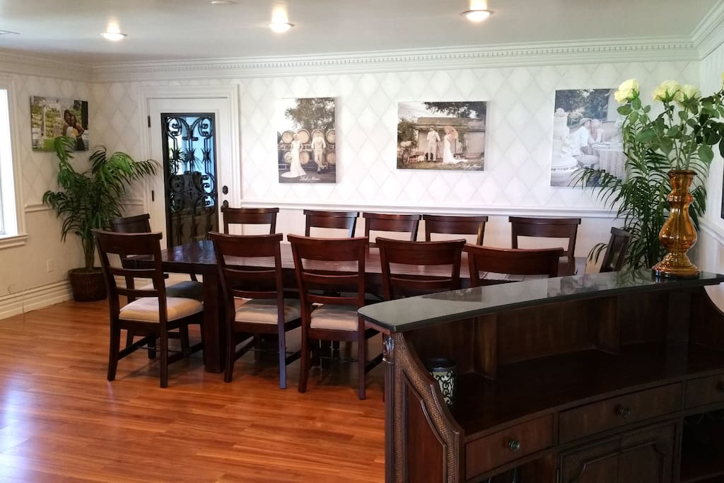 Large Dining & Conference Room