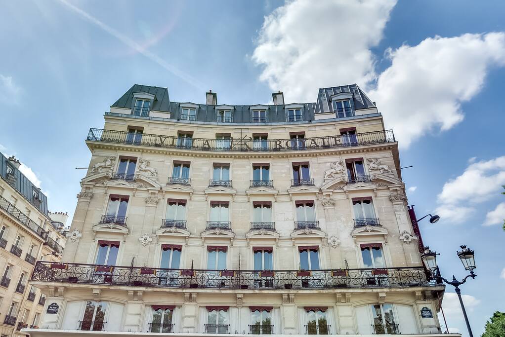 Front hotel