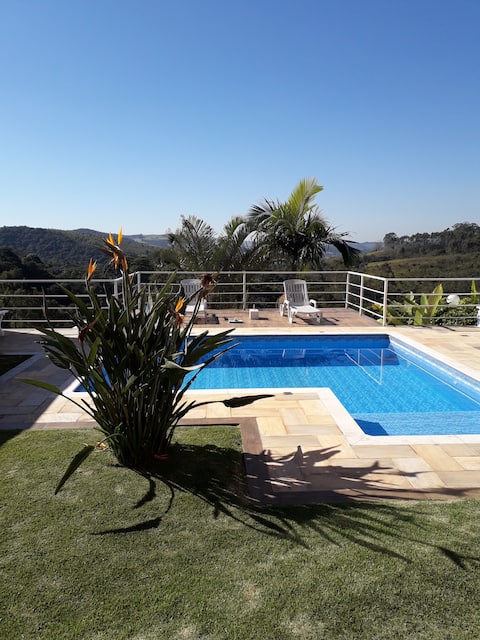 Modern cottage in São Roque