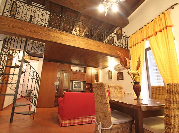 Orologio Del Massimo Apartments For Rent In Palermo Sicilia Italy