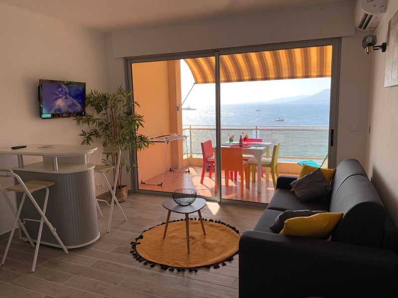 ห้องนั่งเล่น