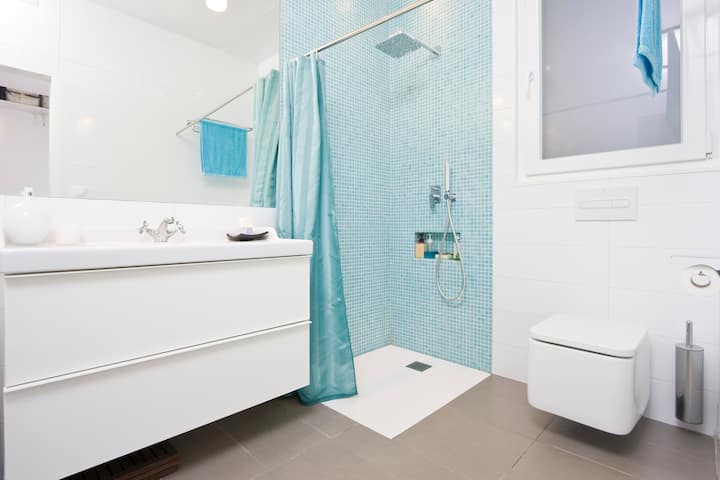 Central Double Room near Subway