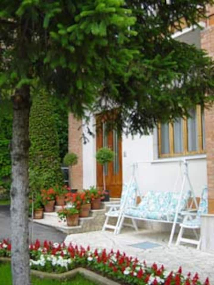 Apartment in villa