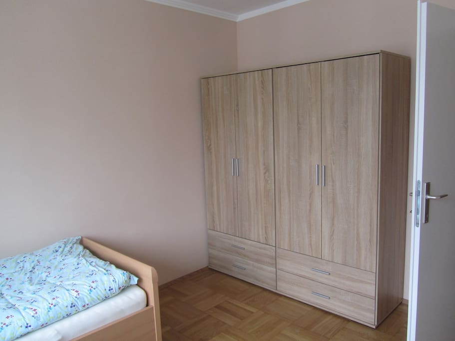 Schrank